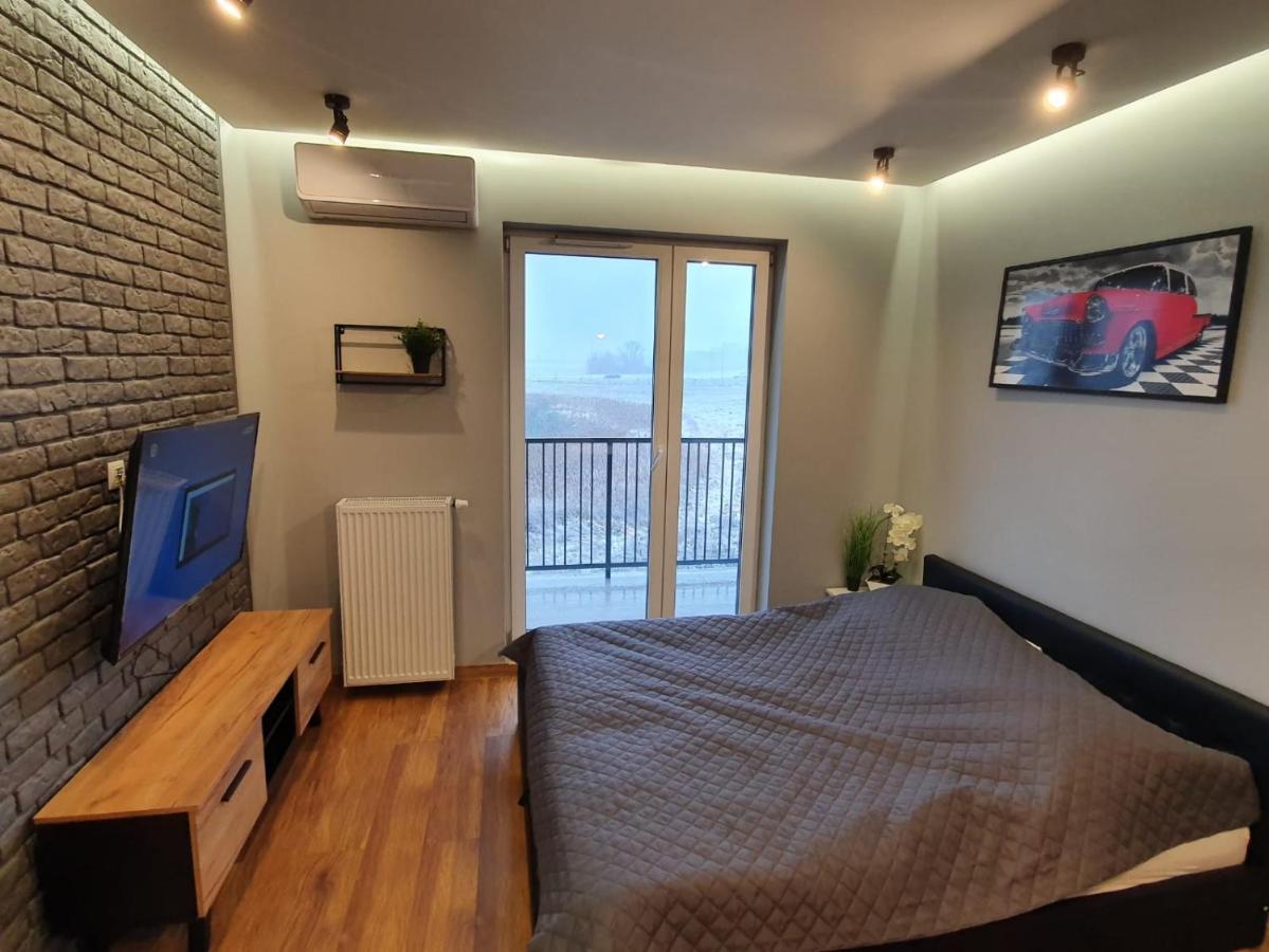Nowe Apartamenty Ilawa Odnowiciela Z Klimatyzacja Exterior photo