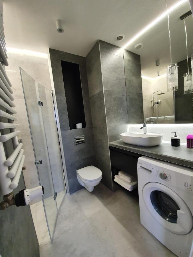 Nowe Apartamenty Ilawa Odnowiciela Z Klimatyzacja Exterior photo